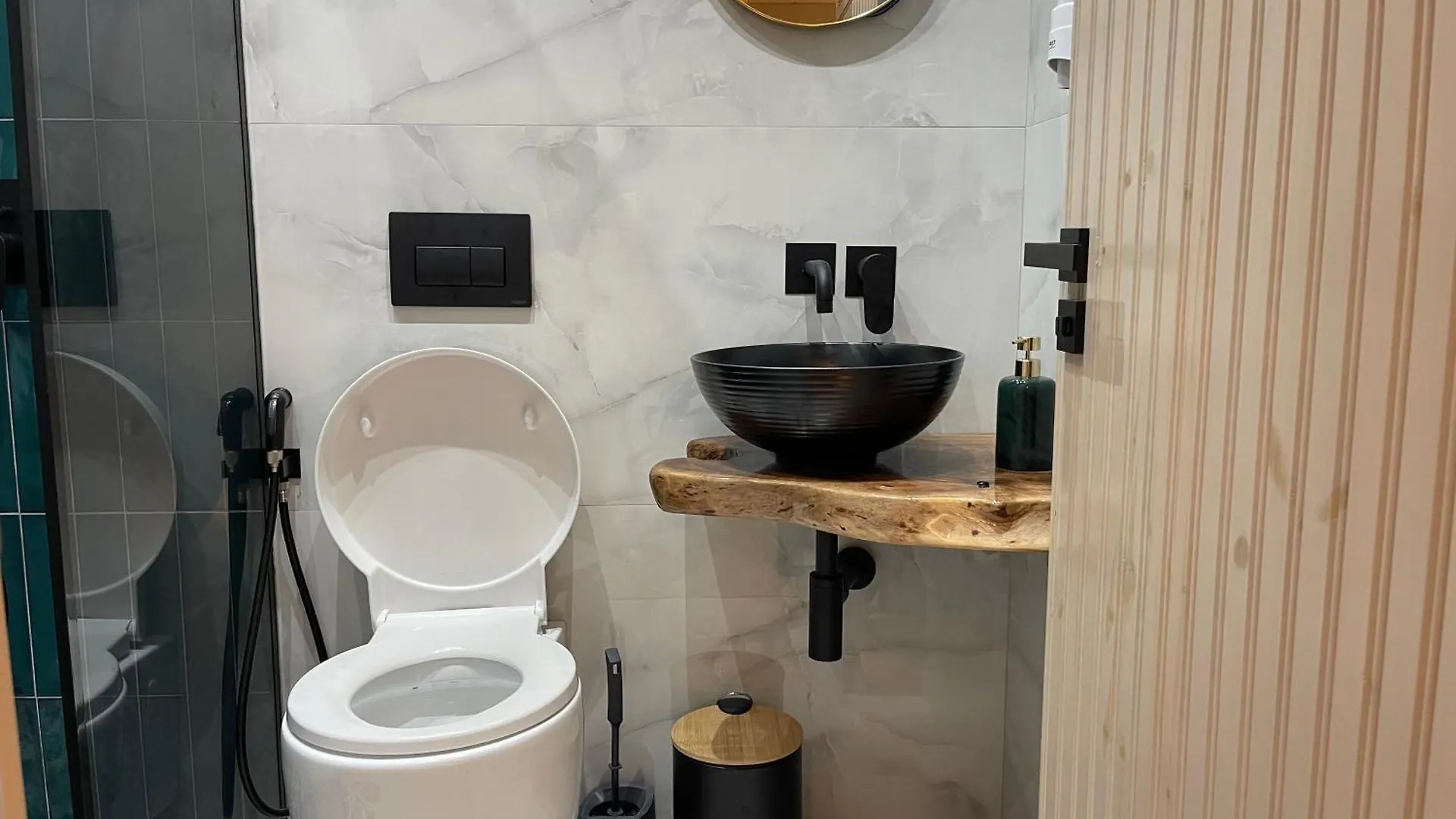 Secret Village Apartment Sarande